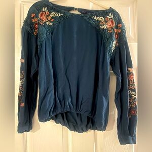 Blue Rain sz small top